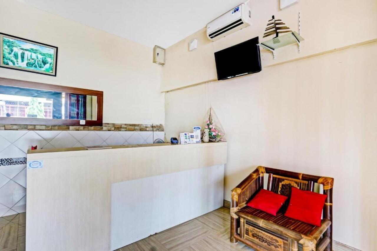 Oyo 90553 Arteri Guest House Semarang Zewnętrze zdjęcie
